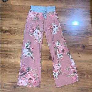 Pink flower flowy pants